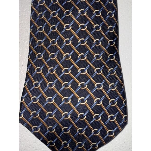 Tommy Hilfiger Tie Blue With Geometric Chain Link Pattern Silk Made In USA - Picture 1 of 7